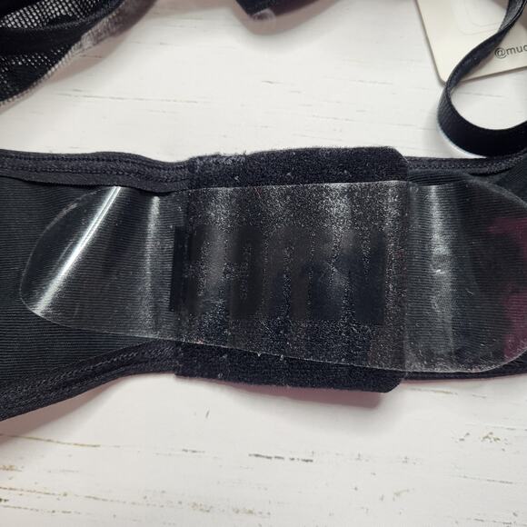 Mucci Luna Black Lace Sheer Mesh Polka Dot Lace Cutout Bodysuit Lingerie Small - Picture 7 of 10